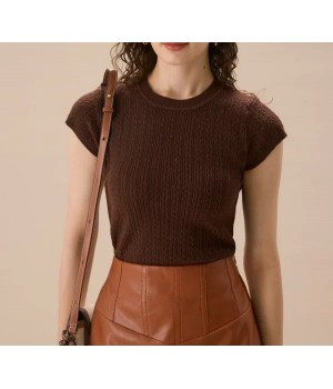 Women’s Brown Crew Neck Ribbed Knit Tee